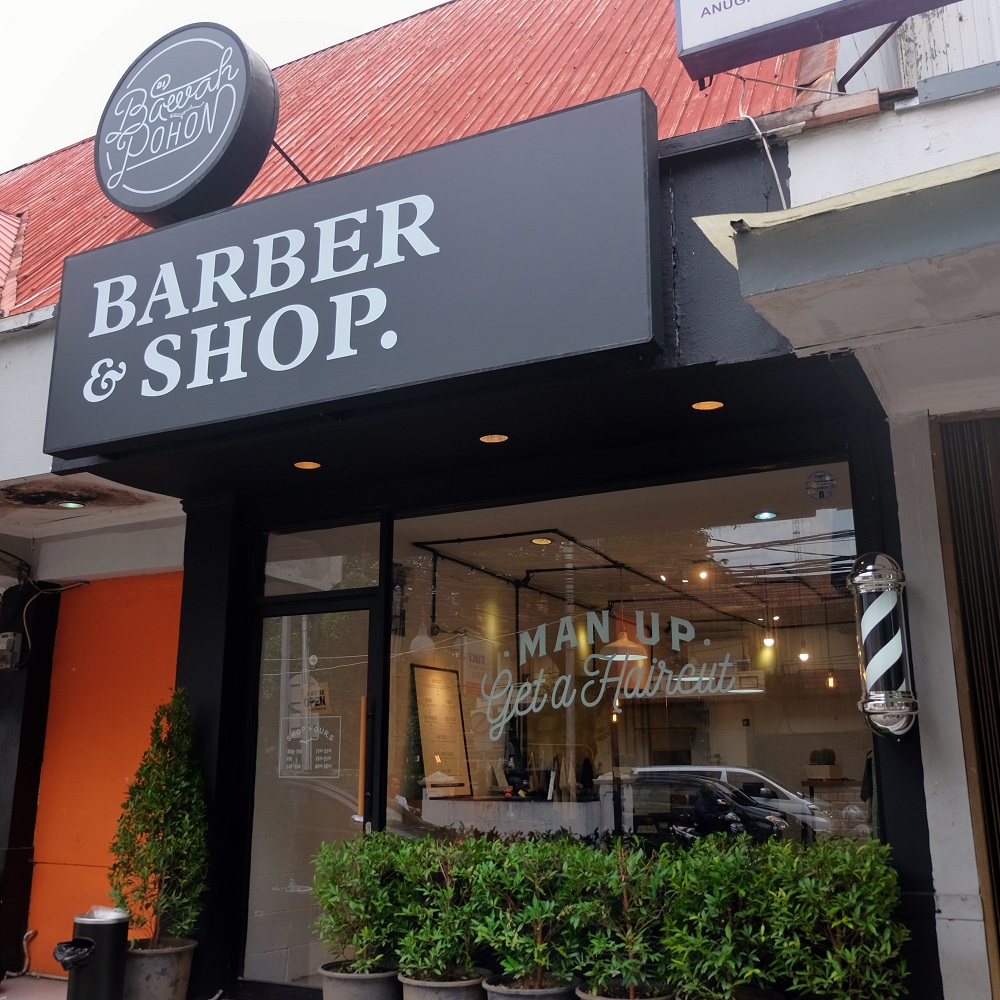 Di Bawah Pohon Barber & Shop