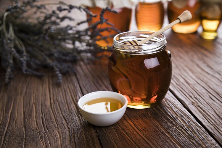 SWARA KAMU: Tak Hanya Obat Batuk, Berikut 8 Manfaat Madu untuk Anak