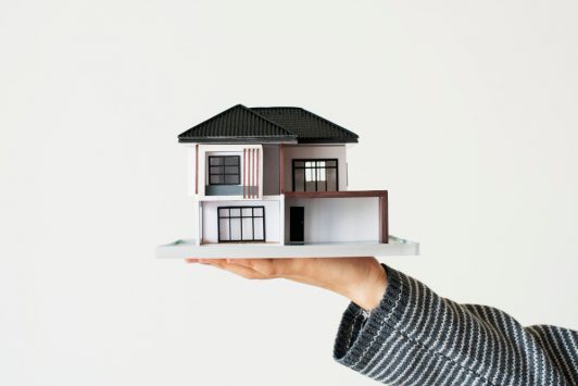 beli rumah atau apartemen, kelebihan dan kekurangan