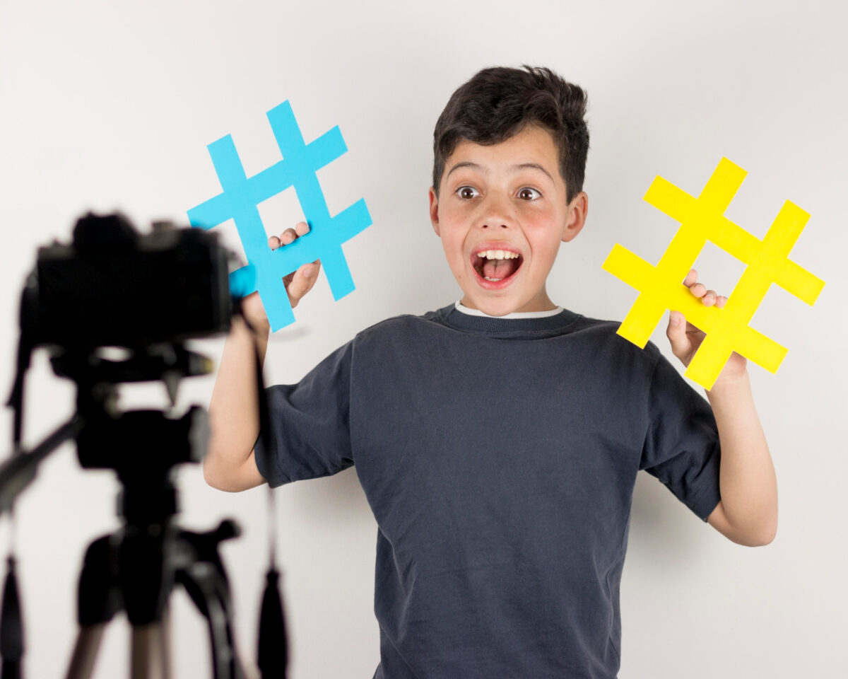 Bagaimana Sosial Media Pengaruhi Etika Anak Sekolah Dasar? Simak Penjelasannya